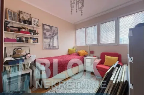 Prodaja, trosoban stan, 101m², Blok 5, Podgorica - image 3