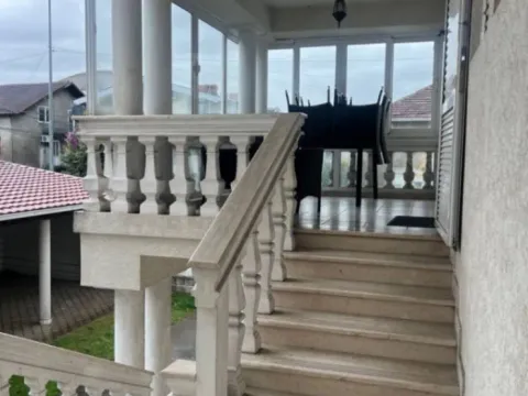 Sale, house, 470m², Stari Aerodrom, Podgorica - image 2