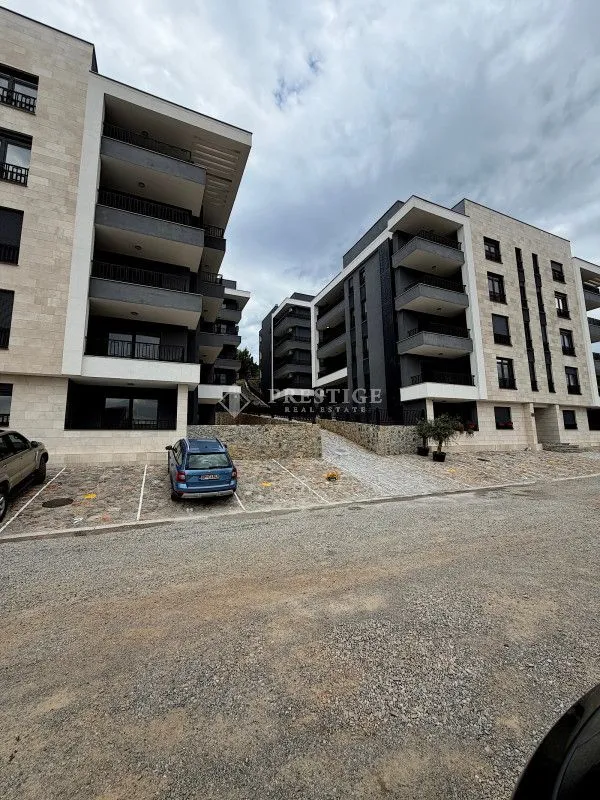 Prodaja, dvosoban stan, 88m², Gorica C, Podgorica
