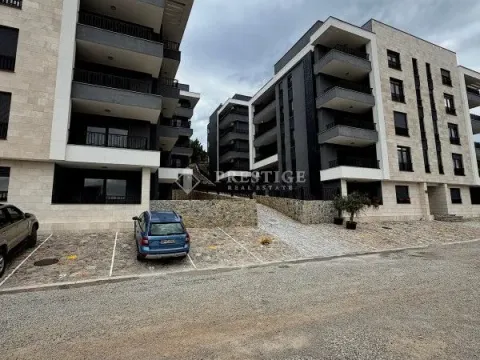Prodaja, dvosoban stan, 88m², Gorica C, Podgorica - image 13