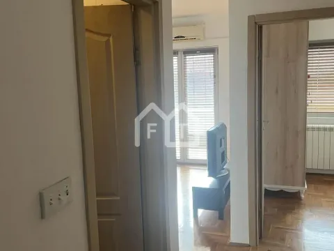 Rent, two bedroom apartment, 50m², Žarkovo, Beograd - image 12