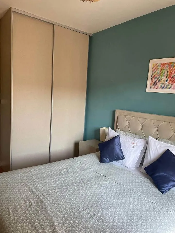 Izdavanje, jednosoban stan, 50m², Central Point, Podgorica