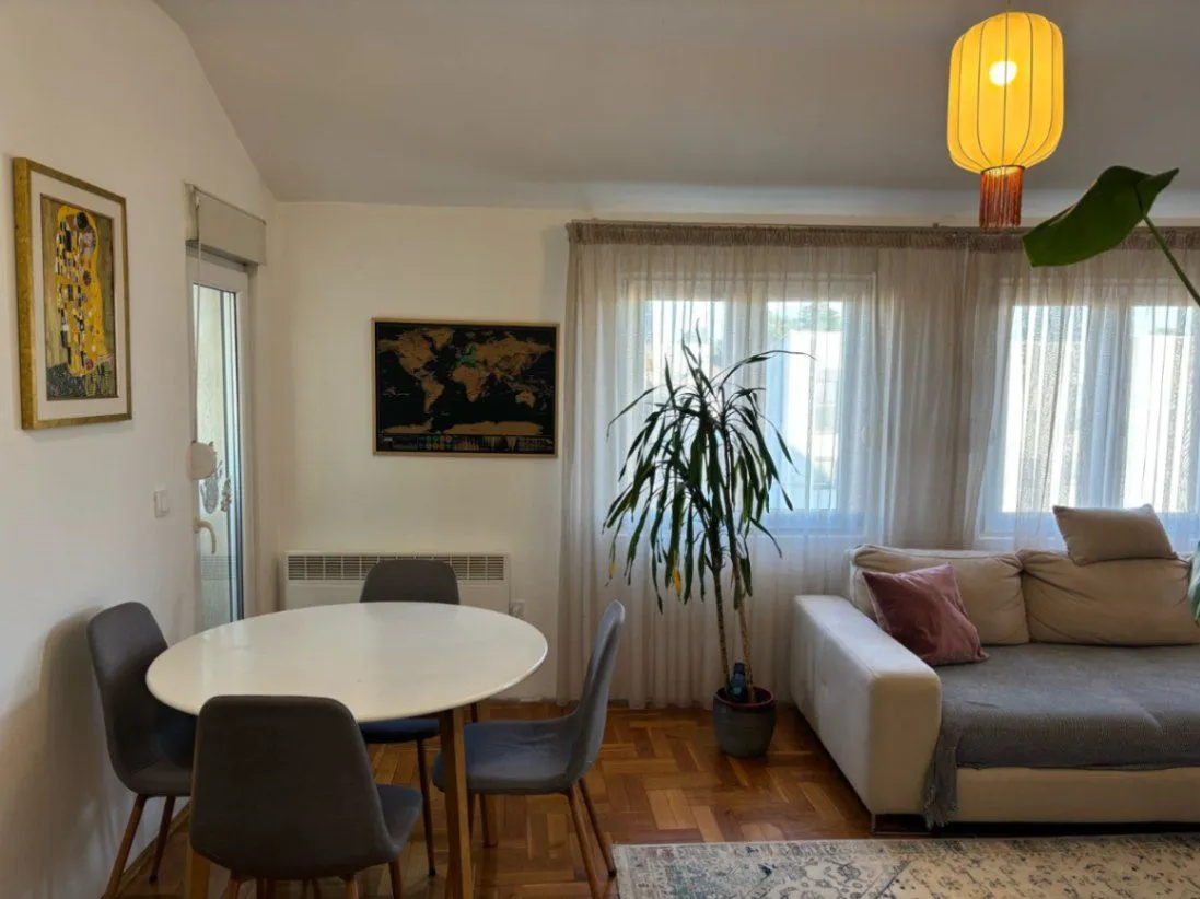Prodaja, dvosoban stan, 61m², Tološi, Podgorica