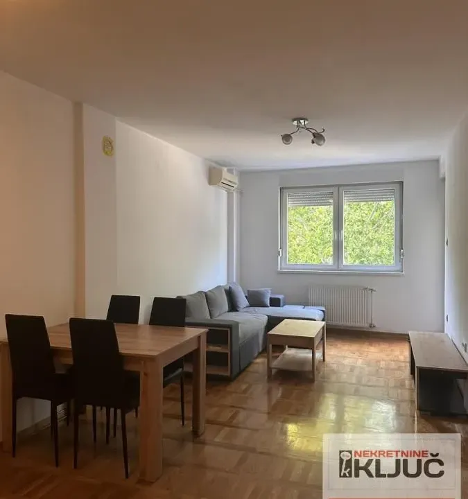 Izdavanje, dvosoban stan, 46m², Nova Detelinara, Novi Sad Sve Podlokacije