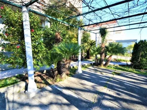 Prodaja, kuća, 320m², Herceg Novi, Crna Gora - image 8