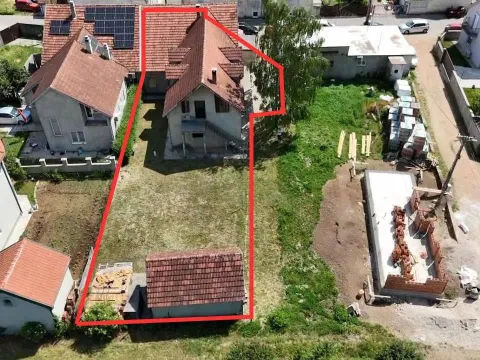 Sale, house, 197m², Stara varoš, Nikšić - image 1