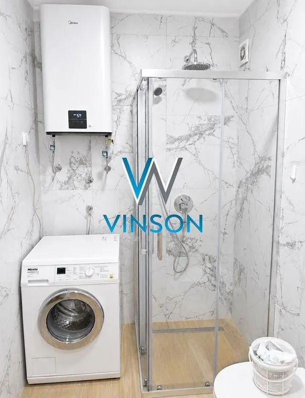 Izdavanje, jednosoban stan, 43m², Centar, Novi Sad