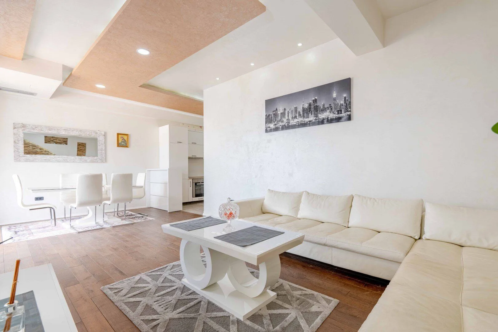 Prodaja, dvosoban stan, 94m², Budva, Crna Gora