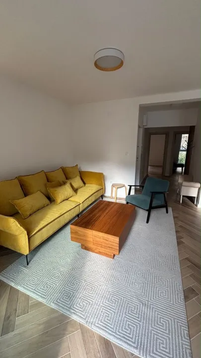 Rent, two bedroom apartment, 64m², Dobrota, Kotor