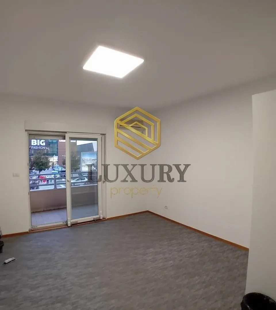 Sale, office space, 30m², City Kvart, Podgorica