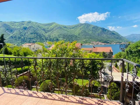 Prodaja, kuća, 120m², Kotor, Crna Gora