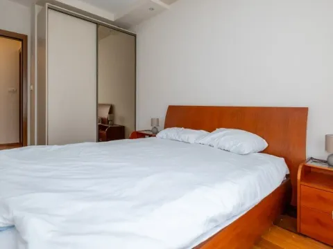 Rent, two bedroom apartment, 75m², Podgorica, Crna Gora - image 8