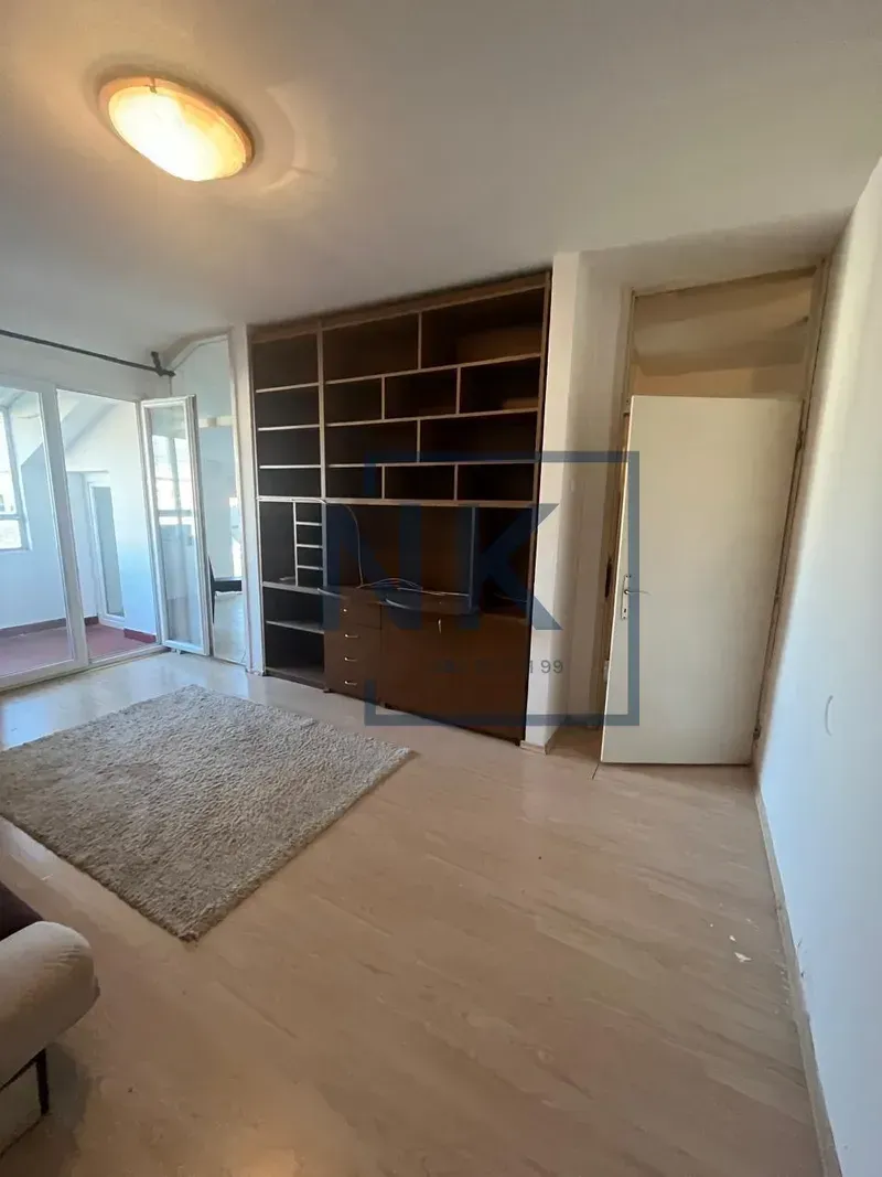 Prodaja, jednosoban stan, 57m², Stari Aerodrom, Podgorica