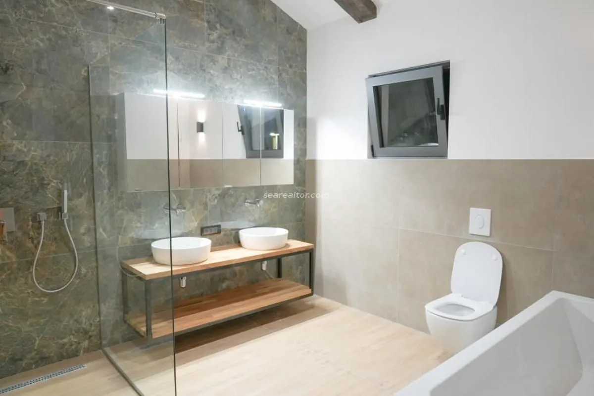 Sale, house, 420m², Blizikuće, Budva
