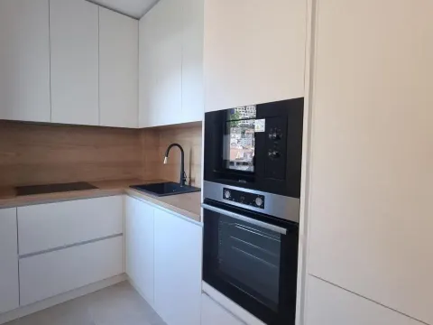 Sale, one bedroom apartment, 46m², Budva, Crna Gora - image 9