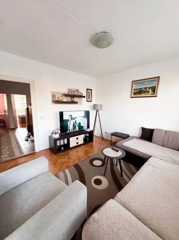 Prodaja, dvosoban stan, 71m², Podgorica, Crna Gora