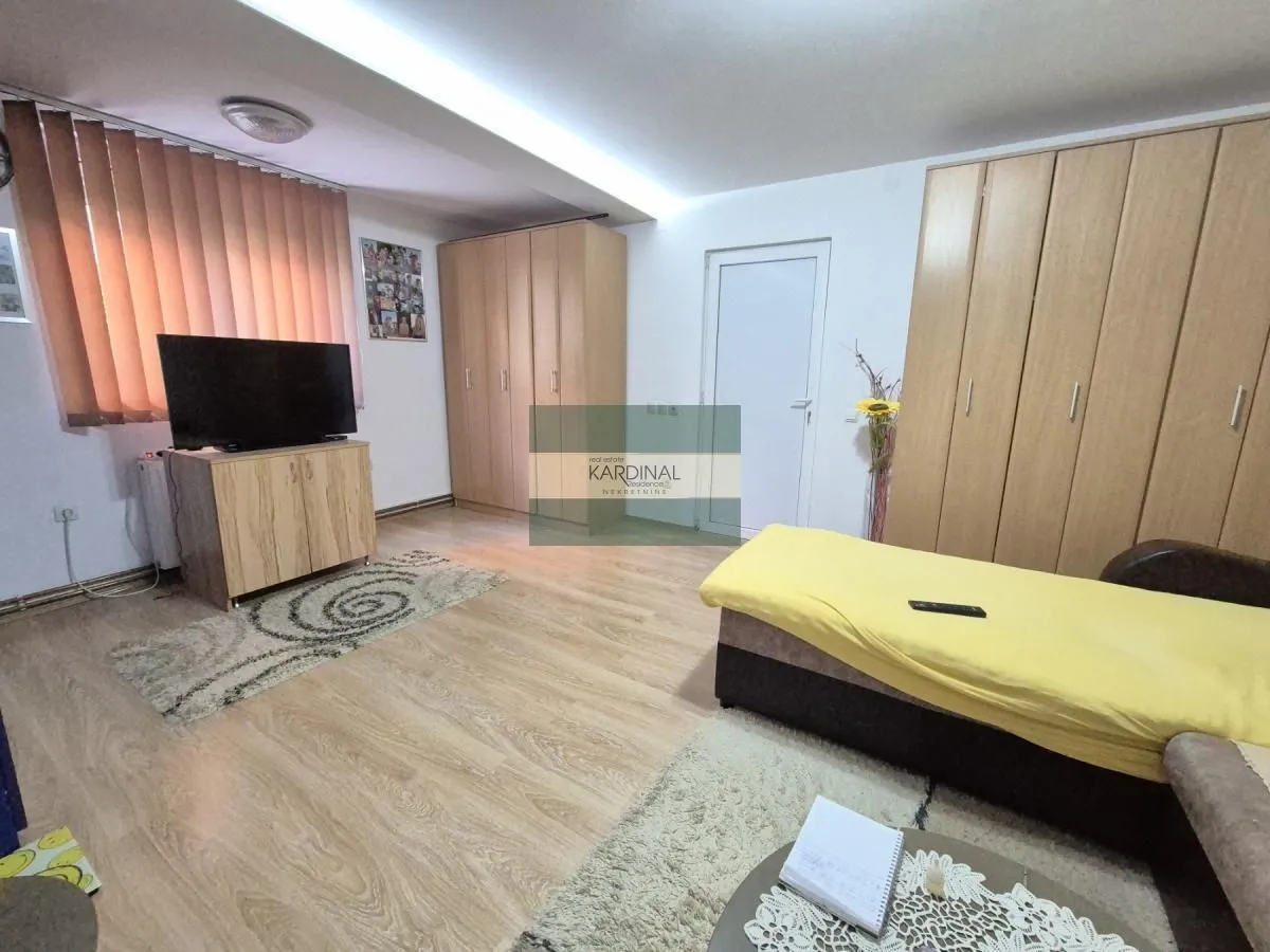 Sale, house, 181m², Kajsijar, Jagodina