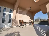 Izdavanje, kuća, 500m², Tološi, Podgorica - image 30