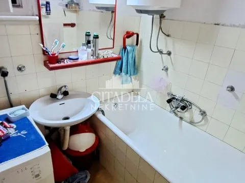 Prodaja, trosoban stan, 76m², Novi Beograd Blok 63, Novi Beograd Sve Podlokacije - image 11