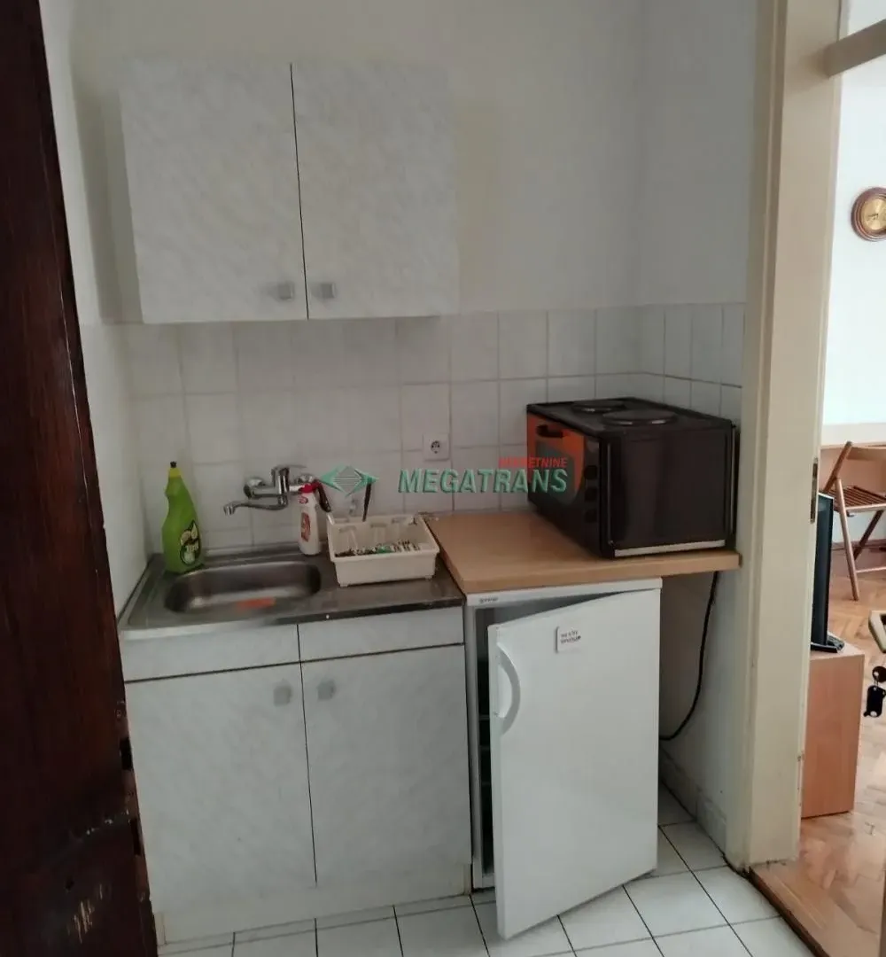 Izdavanje, stan, 20m², Liman 3, Novi Sad Sve Podlokacije