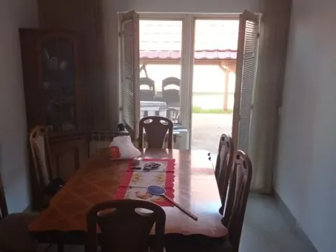 Prodaja, kuća, 277m², Batajnica, Beograd - image 3