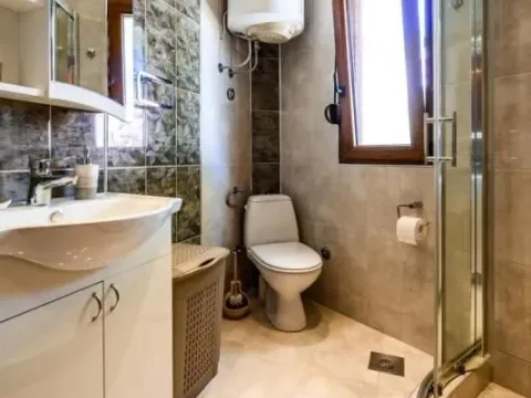 Sale, house, 255m², Šušanj, Bar - image 9