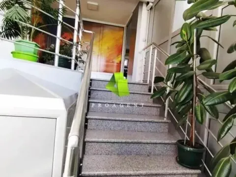 Rent, office space, 109m², Medijana, Niš - image 8