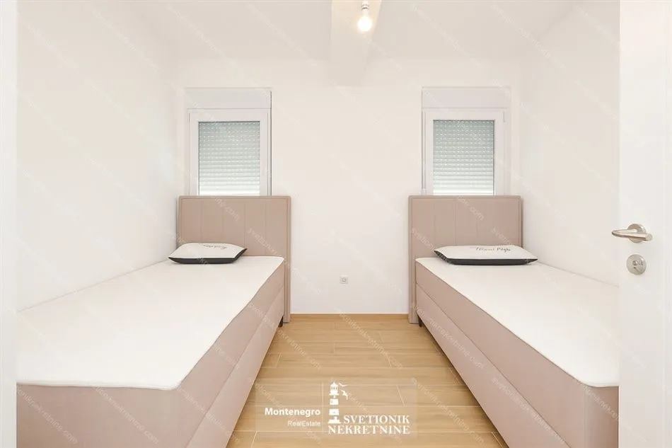 Prodaja, dvosoban stan, 60m², Igalo, Herceg Novi