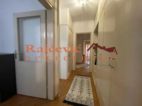 Izdavanje, trosoban stan, 74m², Vračar Hram, Vračar Sve Podlokacije - image 9