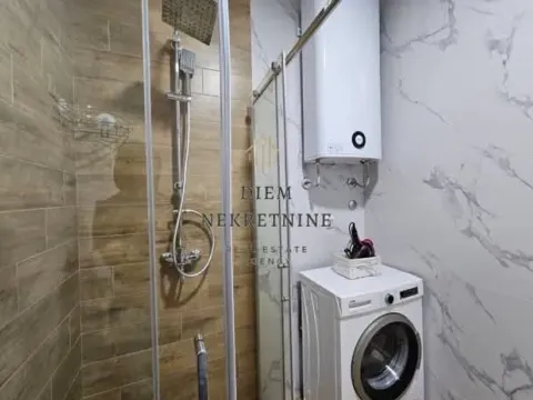Izdavanje, jednosoban stan, 38m², Centar, Bar - image 8