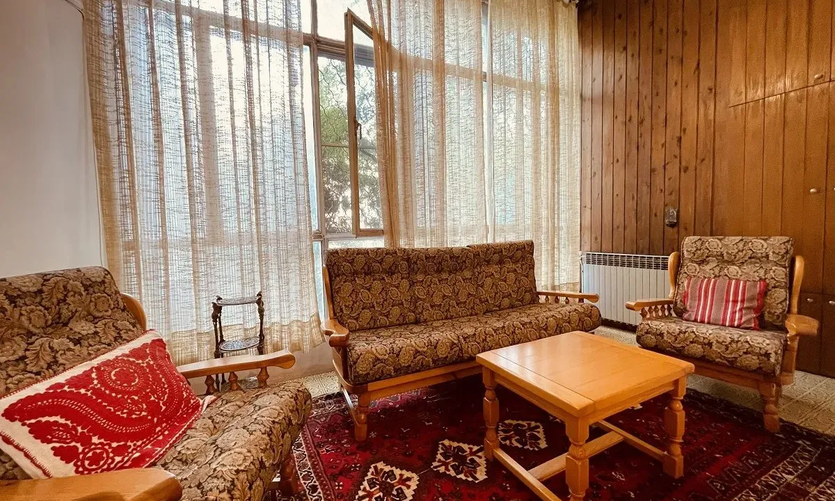 Rent, four bedroom apartment, 139m², Stari Grad, Beograd