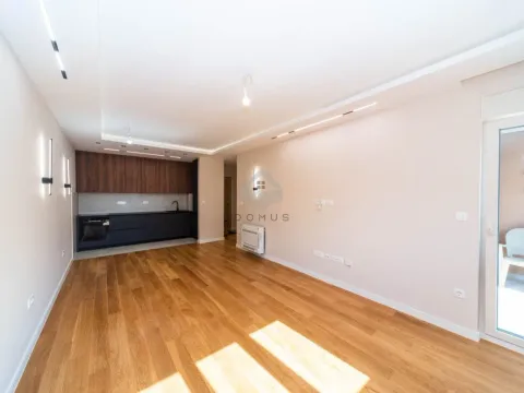 Rent, office space, 67m², Central Point, Podgorica - image 3