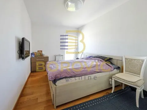 Prodaja, četvorosoban stan, 91m², Zemun Sve Podlokacije, Beograd - image 7