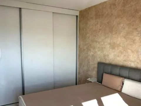 Prodaja, jednosoban stan, 44m², City Kvart, Podgorica - image 8