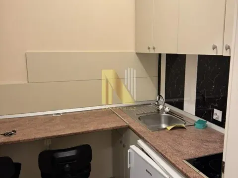 Izdavanje, jednosoban stan, 35m², Stari grad, Novi Sad - image 11