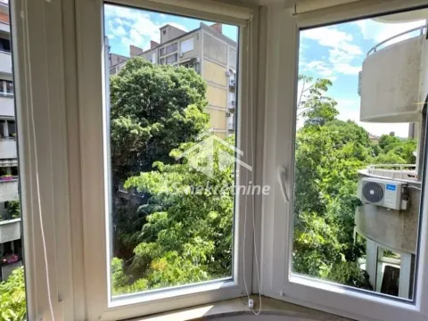 Izdavanje, dvosoban stan, 46m², Slavija, Vračar Sve Podlokacije - image 20