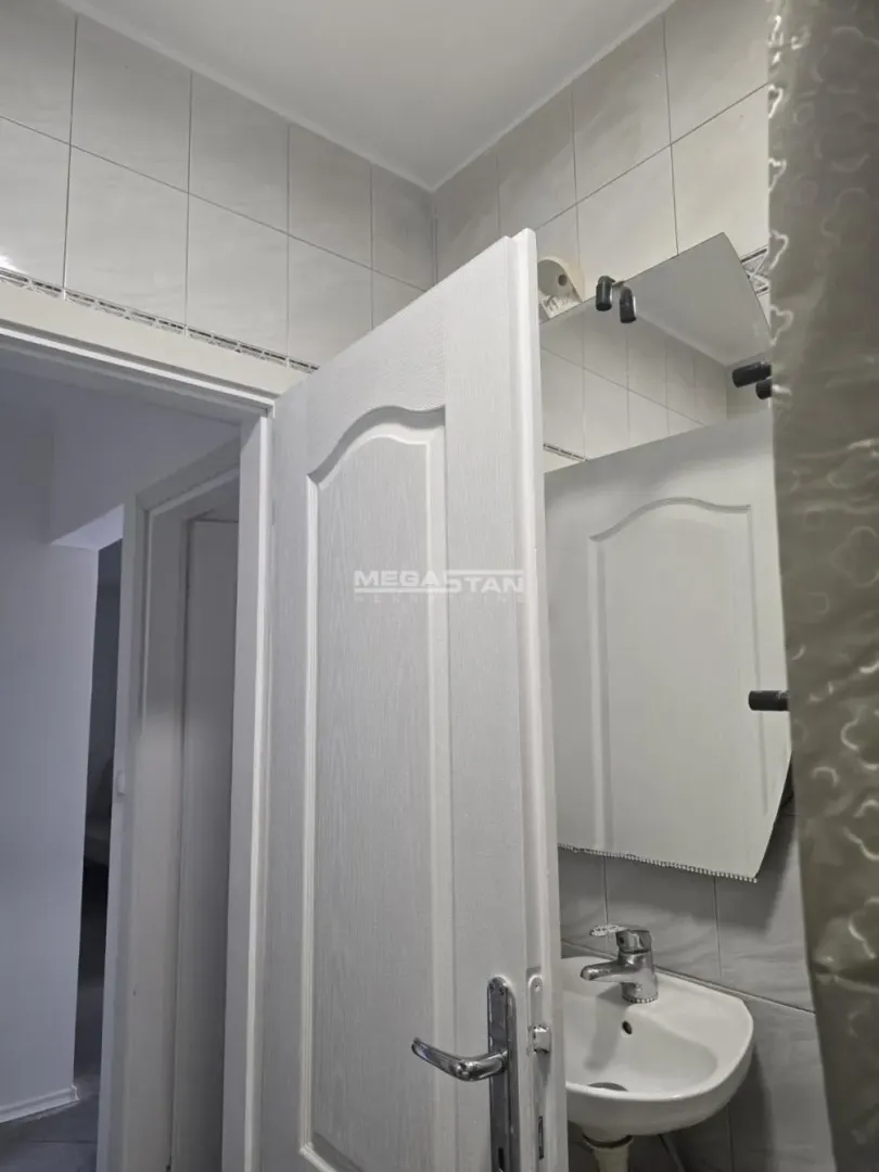 Rent, two bedroom apartment, 59m², Žarkovo, Beograd