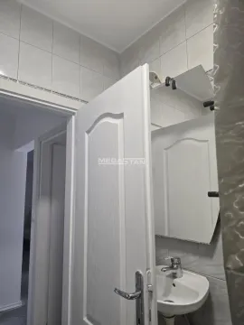 Rent, two bedroom apartment, 59m², Žarkovo, Beograd - image 8