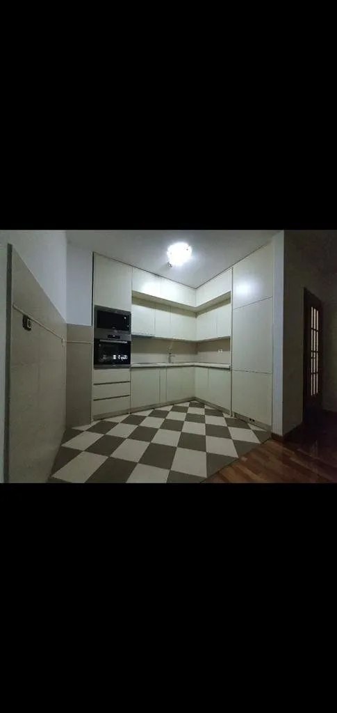 Izdavanje, dvosoban stan, 75m², City Kvart, Podgorica