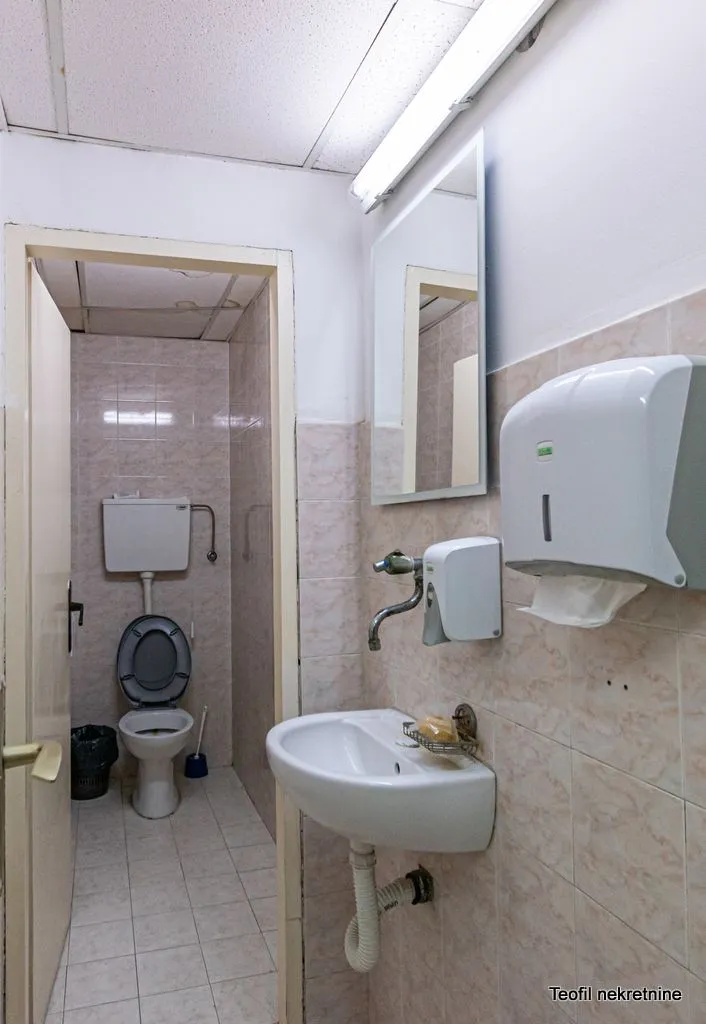 Sale, office space, 535m², Banovo Brdo, Beograd