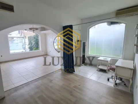 Rent, office space, 38m², Centar, Podgorica - image 6