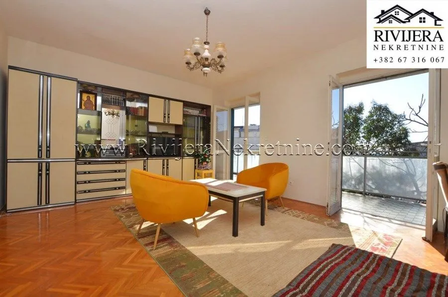 Prodaja, kuća, 372m², Centar, Herceg Novi