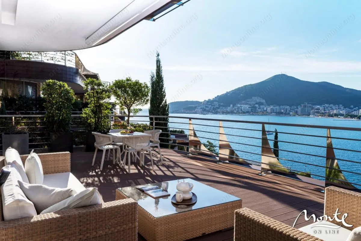Sale, three bedroom apartment, 255m², Budva, Crna Gora