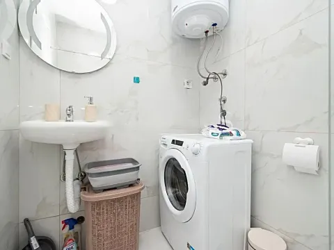 Rent, one bedroom apartment, 56m², 1 maj, Podgorica - image 9