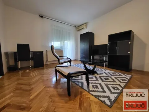 Izdavanje, garsonjera, 28m², Grbavica, Novi Sad Sve Podlokacije - image 10