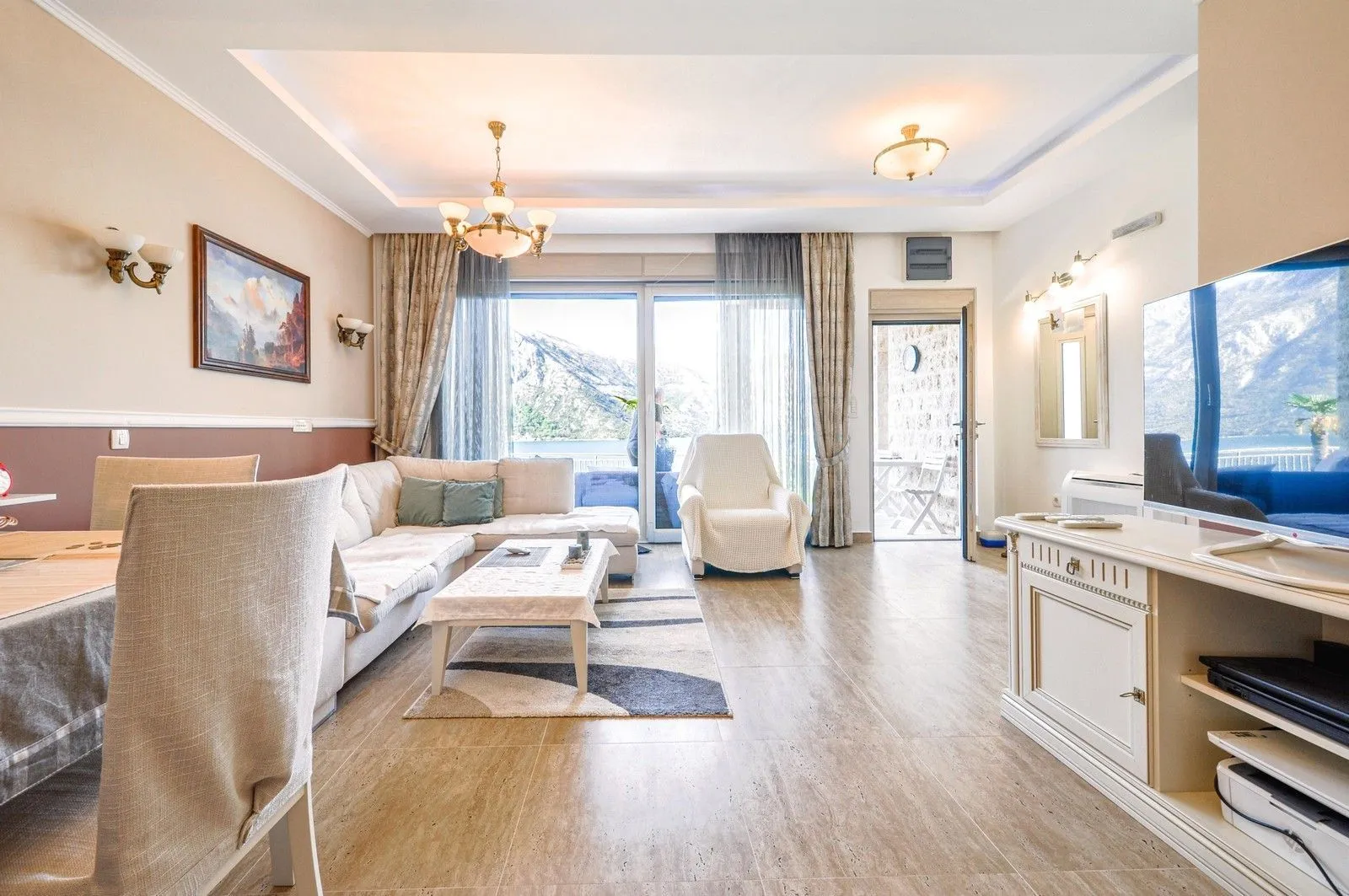 Sale, two bedroom apartment, 68m², Kostanjica, Kotor
