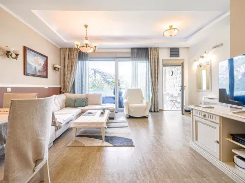 Sale, two bedroom apartment, 68m², Kostanjica, Kotor - image 9