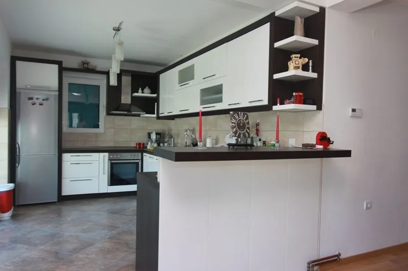 Sale, house, 300m², Stoliv, Kotor