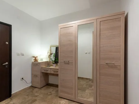 Sale, one bedroom apartment, 74m², Pržno, Budva - image 13