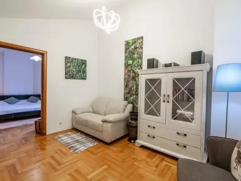 Prodaja, dvosoban stan, 98m², Budva, Crna Gora - image 12